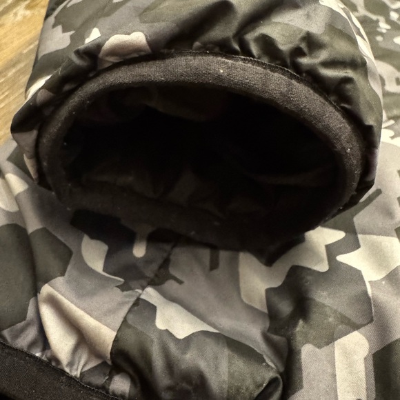 The North Face Jacket Boys Puffer Full Zip Reversible Camo size Large 14/16 - Picture 6 of 8